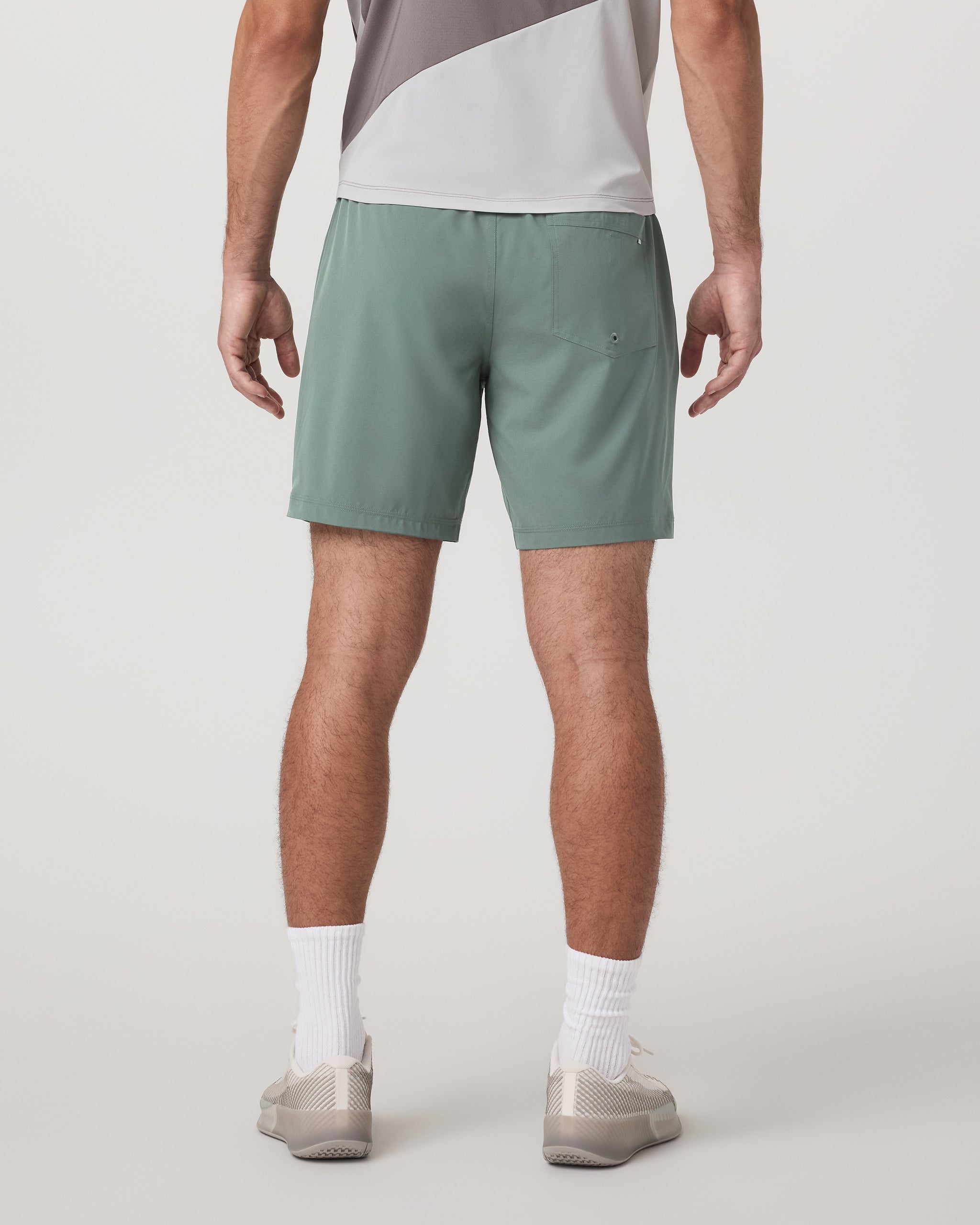 Vuori Kore Short 7.5" - Unlined