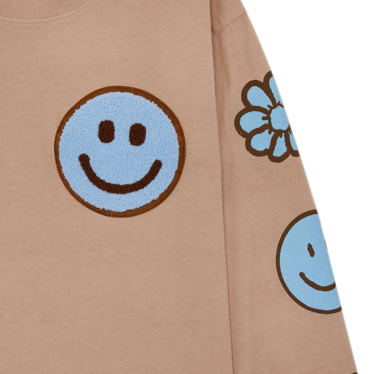 Valas Los Angeles Smiley Patch Long Sleeve Tee