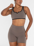 Form Active V Scoop Bra