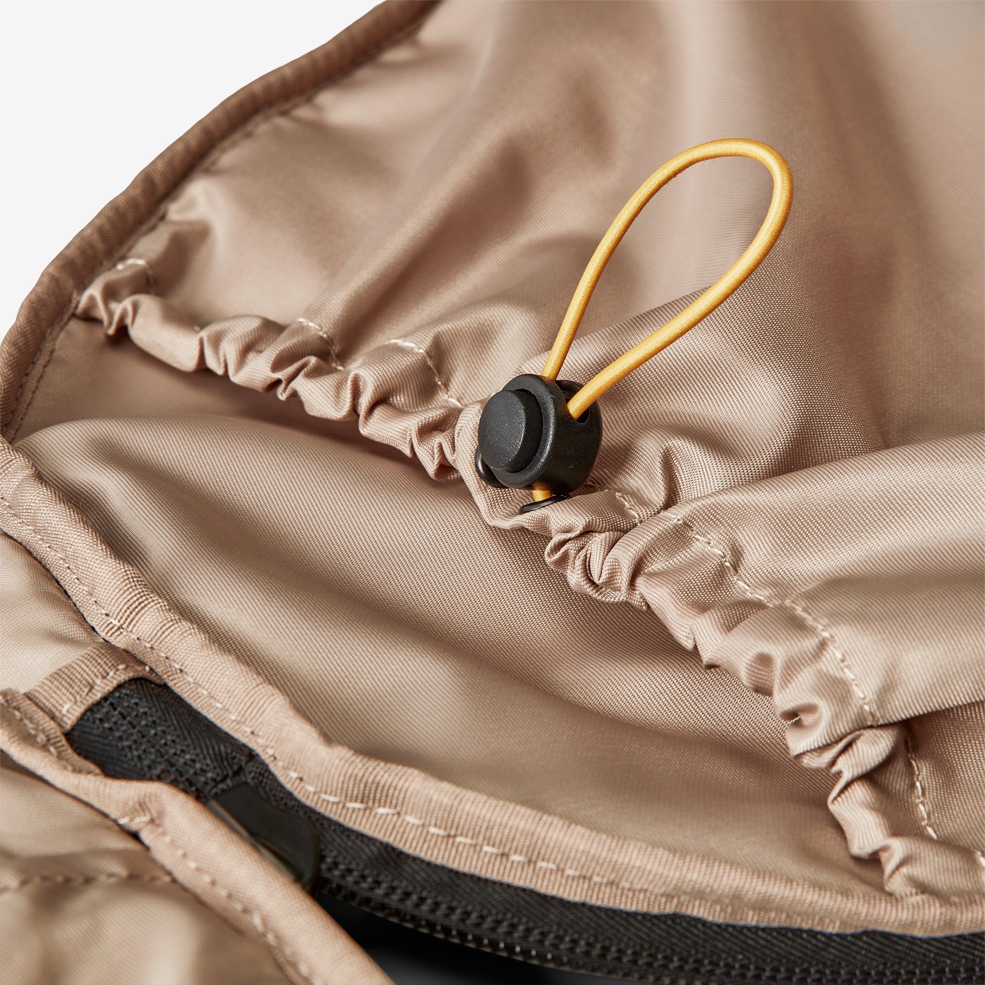 Halfday Travel The Premium Garment Duffel 45L