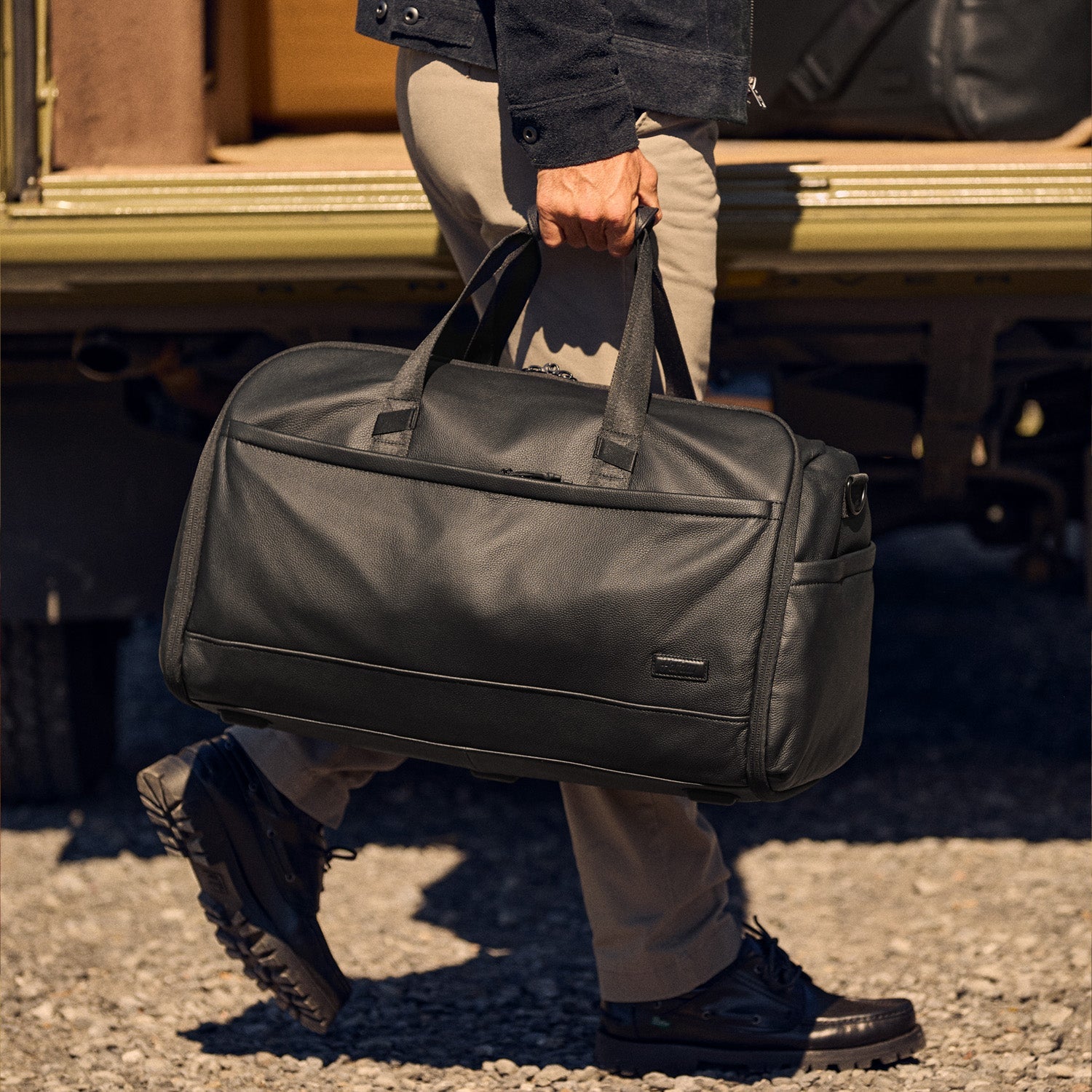Halfday Travel The Premium Garment Duffel 45L