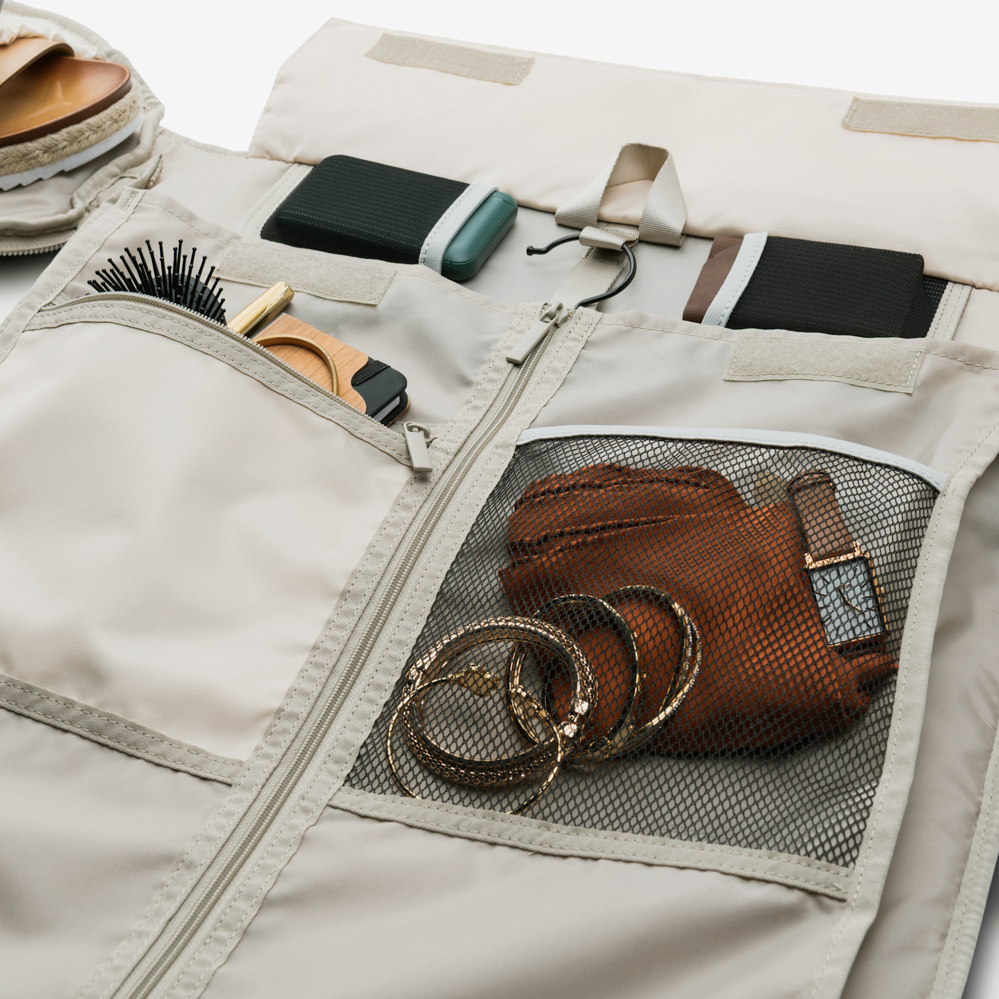 Halfday Travel The Premium Garment Duffel 45L