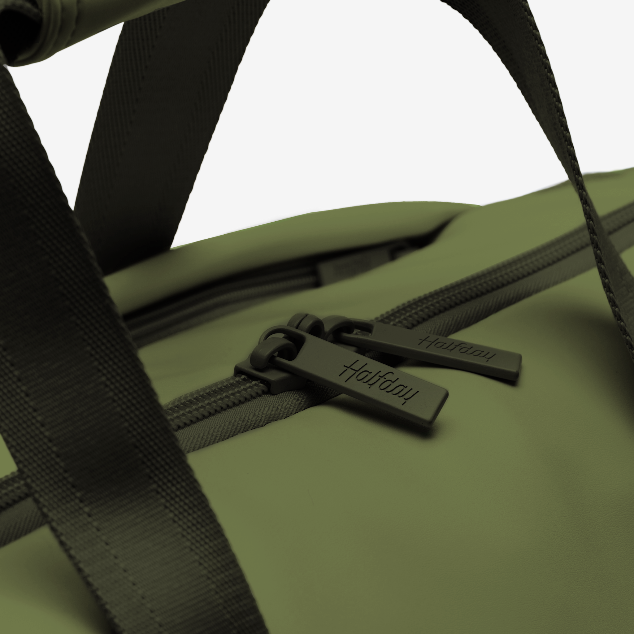 Halfday Travel The Premium Garment Duffel 45L