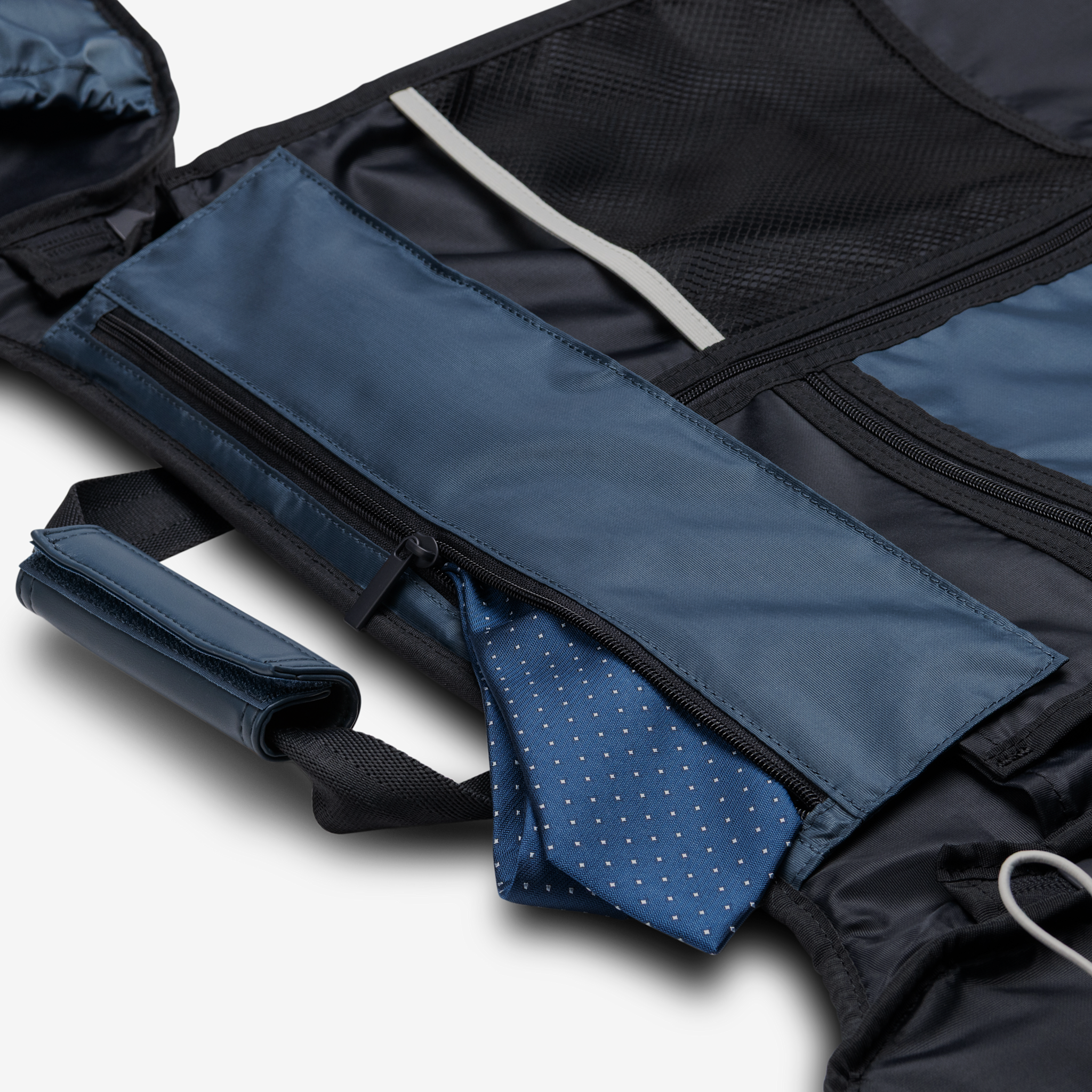 Halfday Travel The Premium Garment Duffel 45L