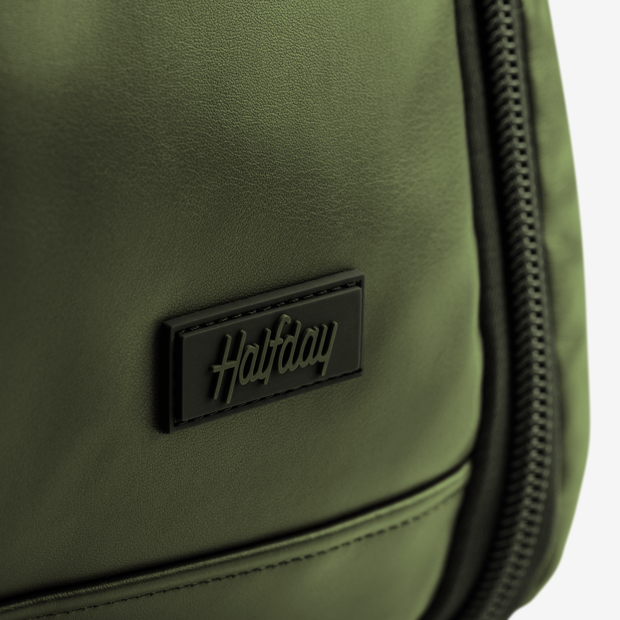 Halfday Travel The Premium Garment Duffel 45L