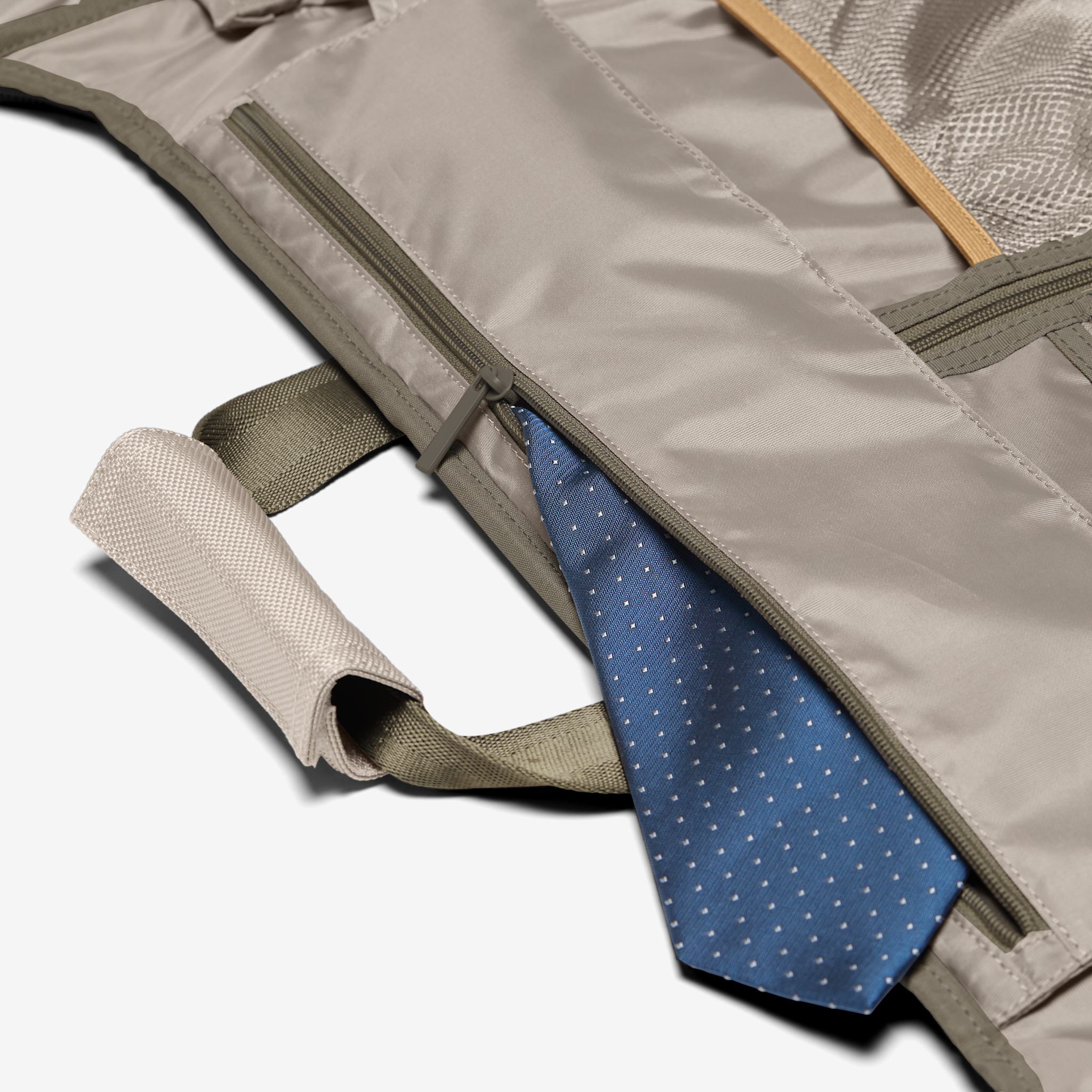 Halfday Travel The Premium Garment Duffel 45L