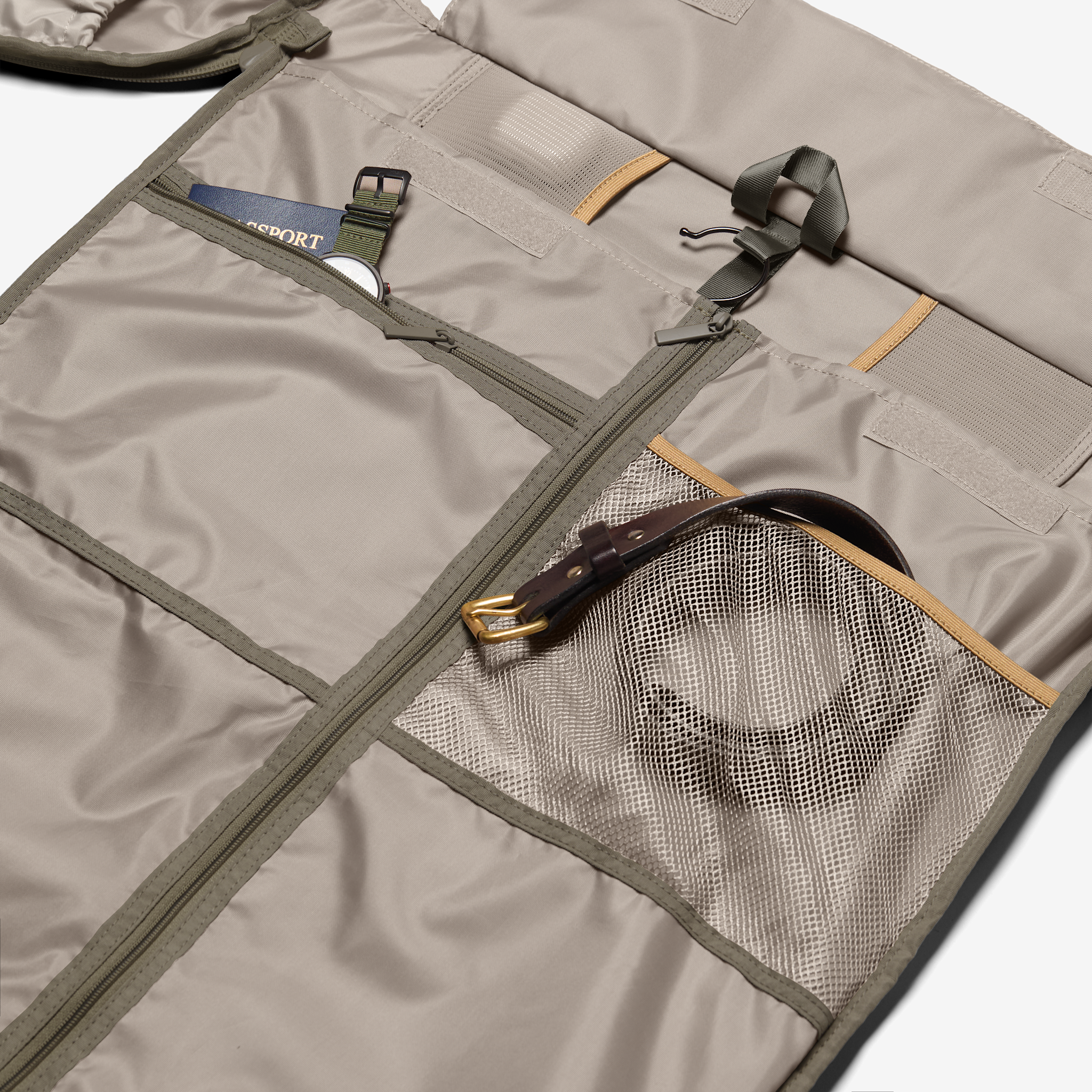 Halfday Travel The Premium Garment Duffel 45L