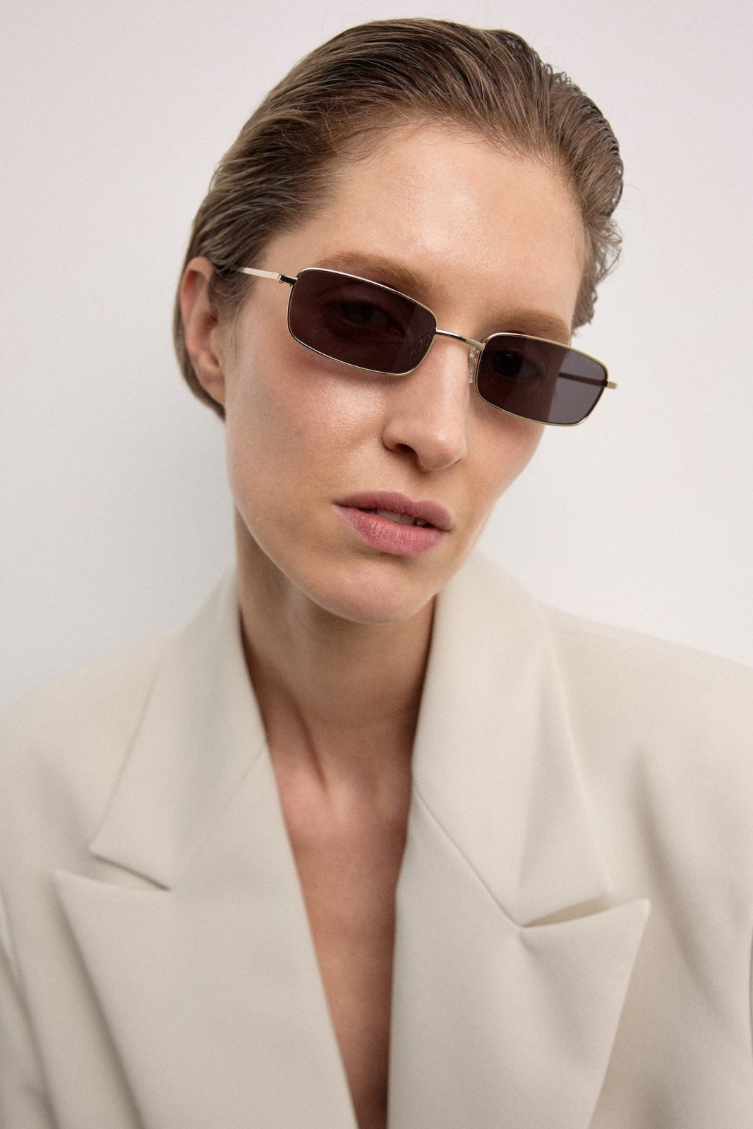 Olsen Dark Grey Sunglasses