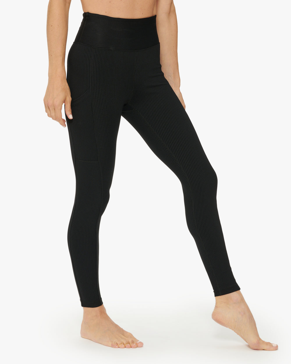 Year of Ours Ribbed Football Legging – The Shop at Equinox
