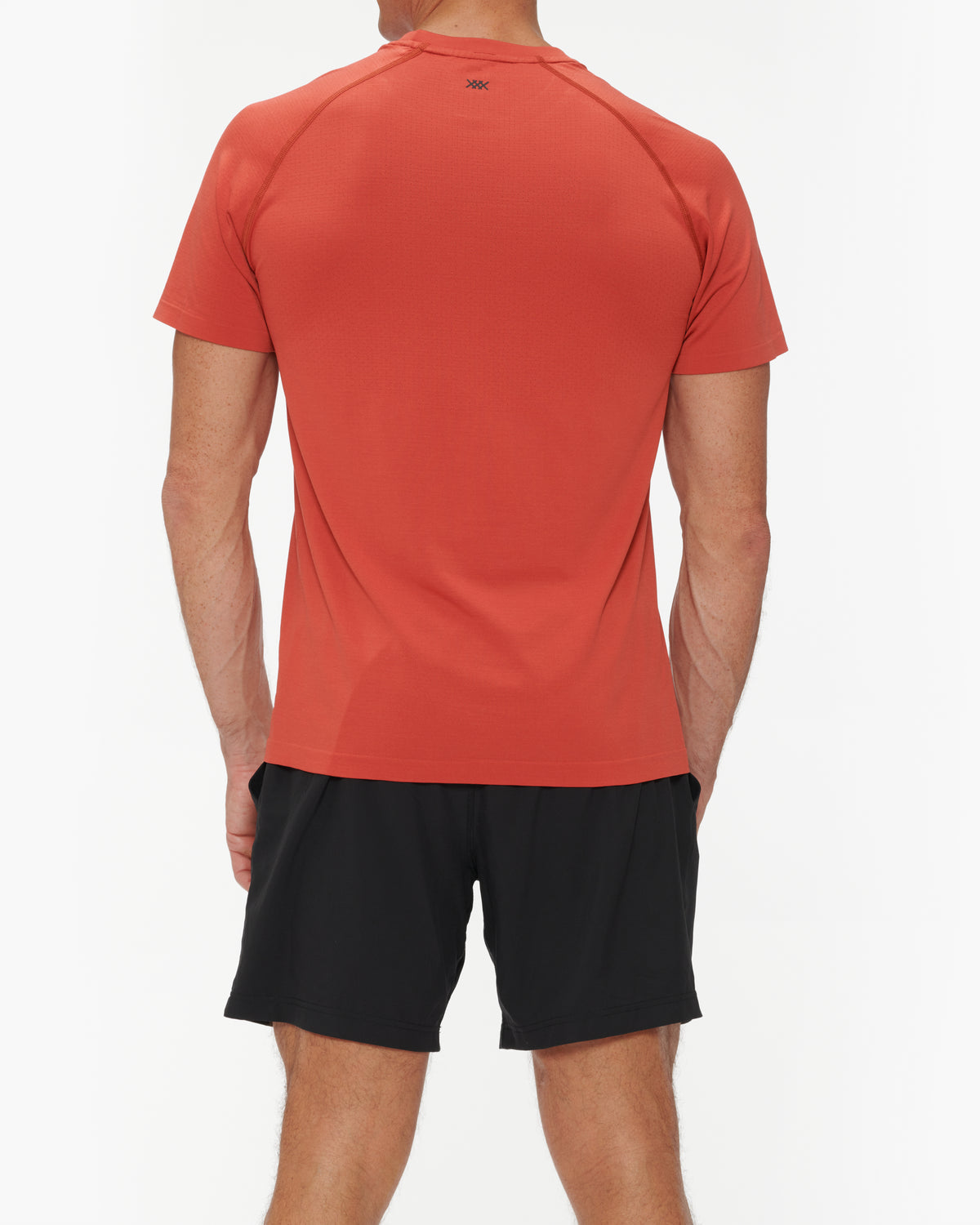 RHONE REIGN TECH SHORT SLEEVE
