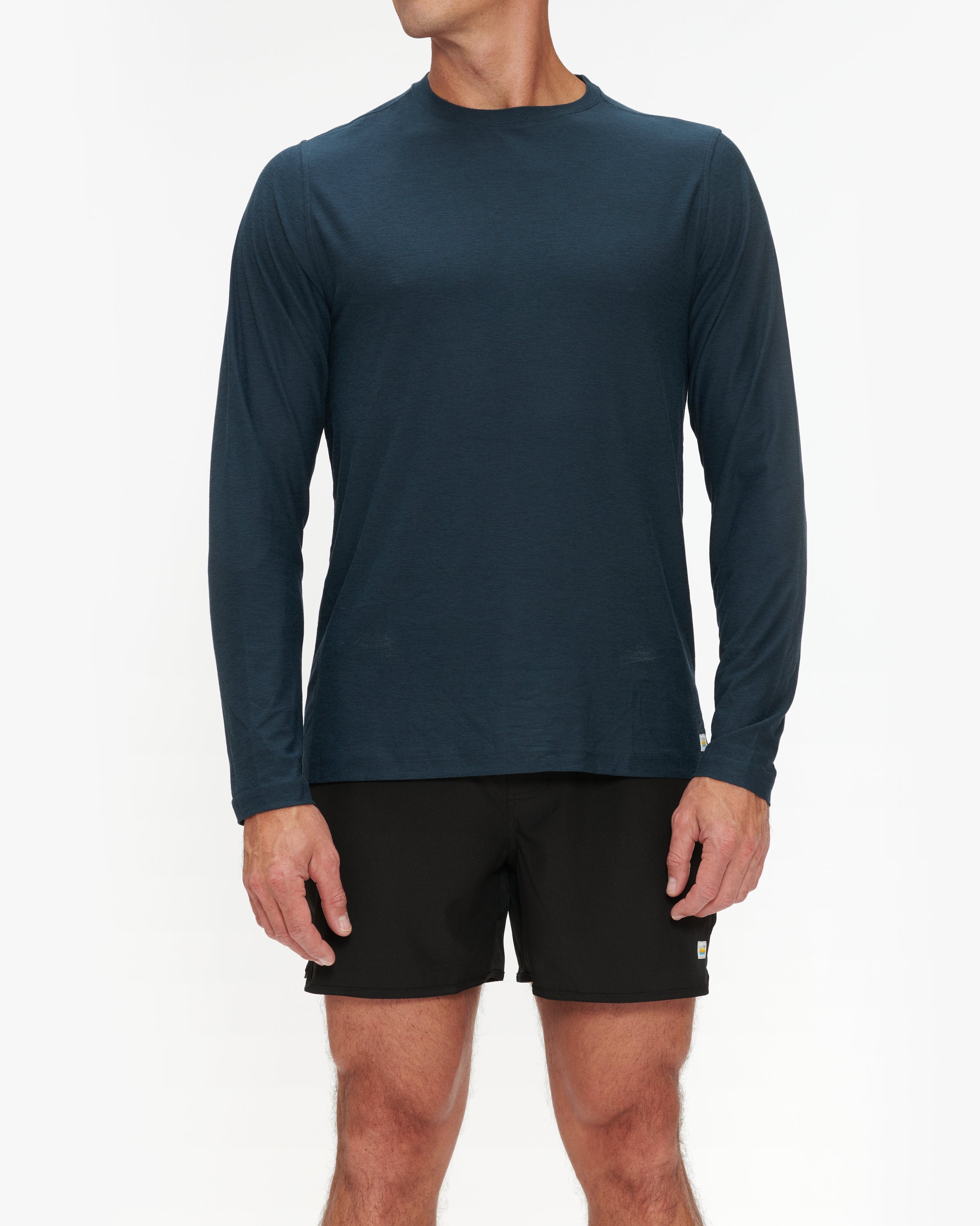 VUORI LONG SLEEVE STRATO TECH TEE