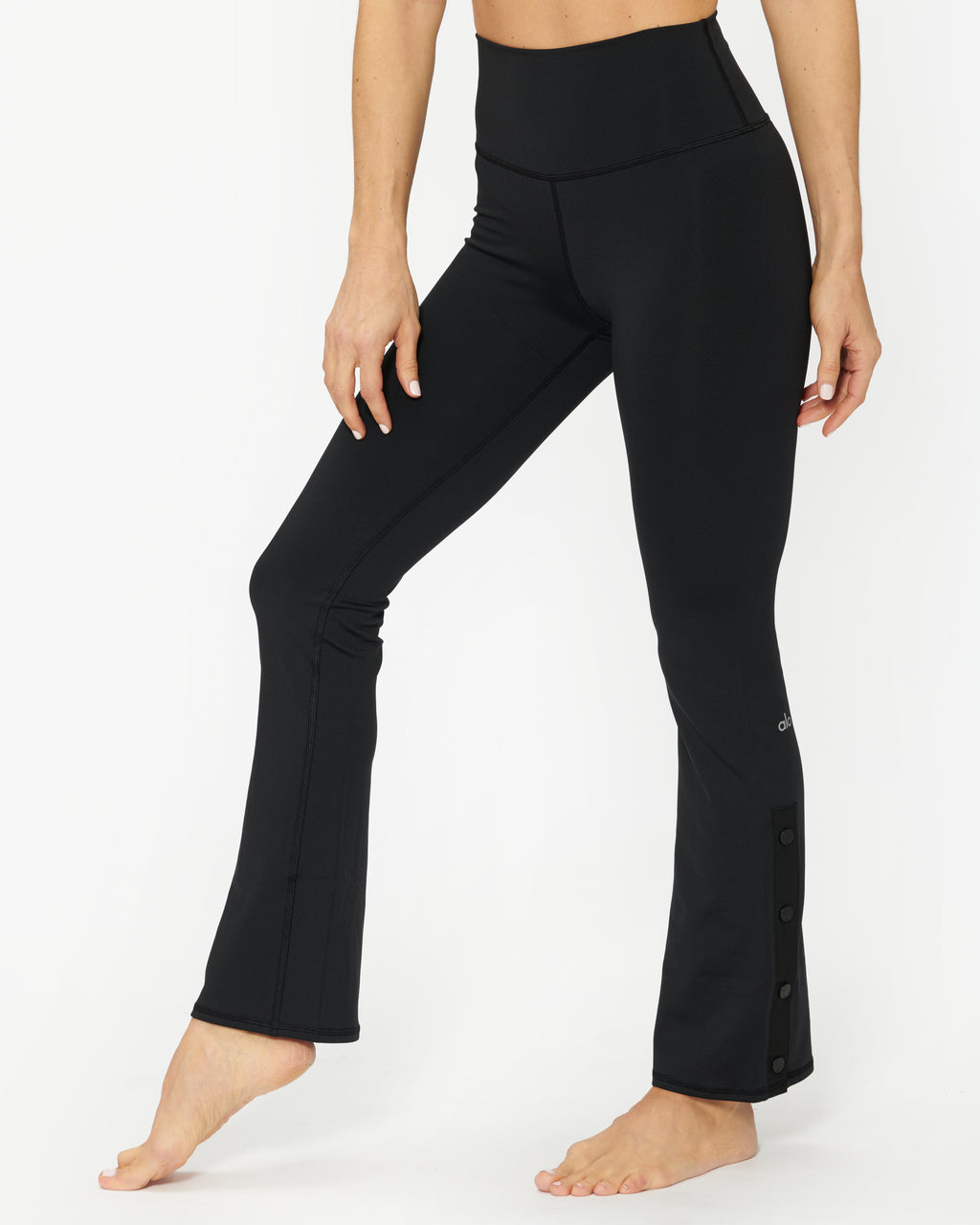 Alo Yoga Airlift Gamechanger High-Waisted 7/8 Legging – The Shop at Equinox