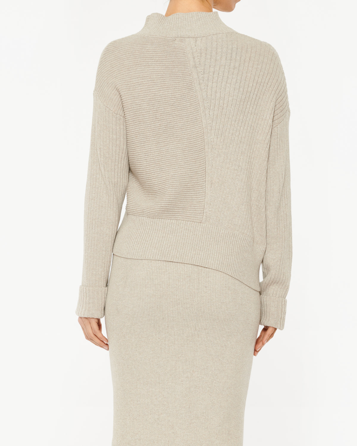 MONROW MOCK NECK SWEATER WITH RIB DETAIL