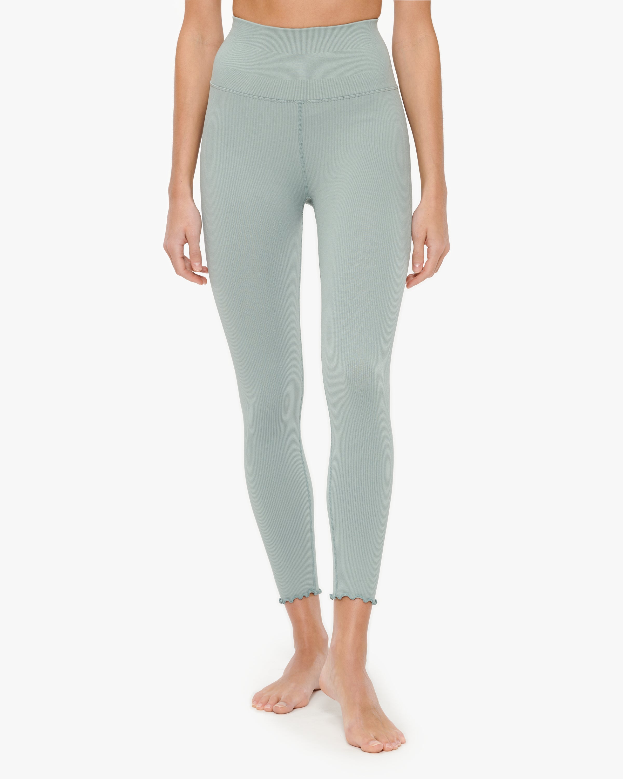 Spiritual Gangster Love Sculpt 7/8 Ruffle Legging