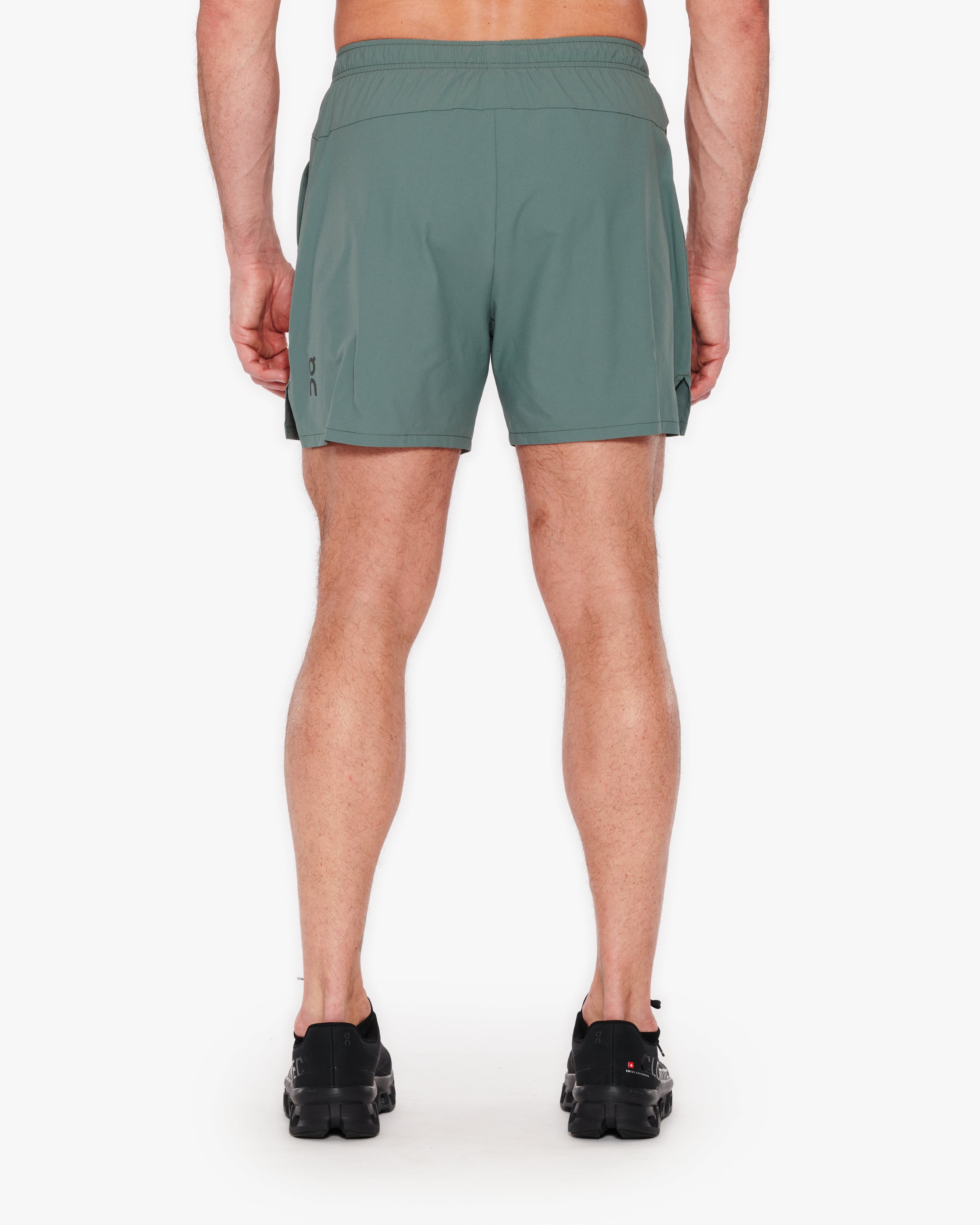 On  Essential Short 5" - Unlined