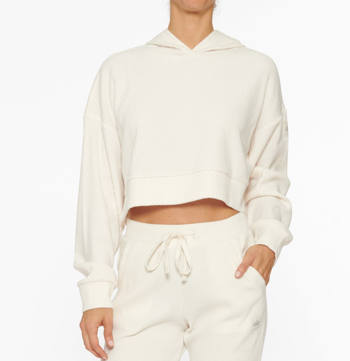Alo Yoga Muse Hoodie – The Shop at Equinox