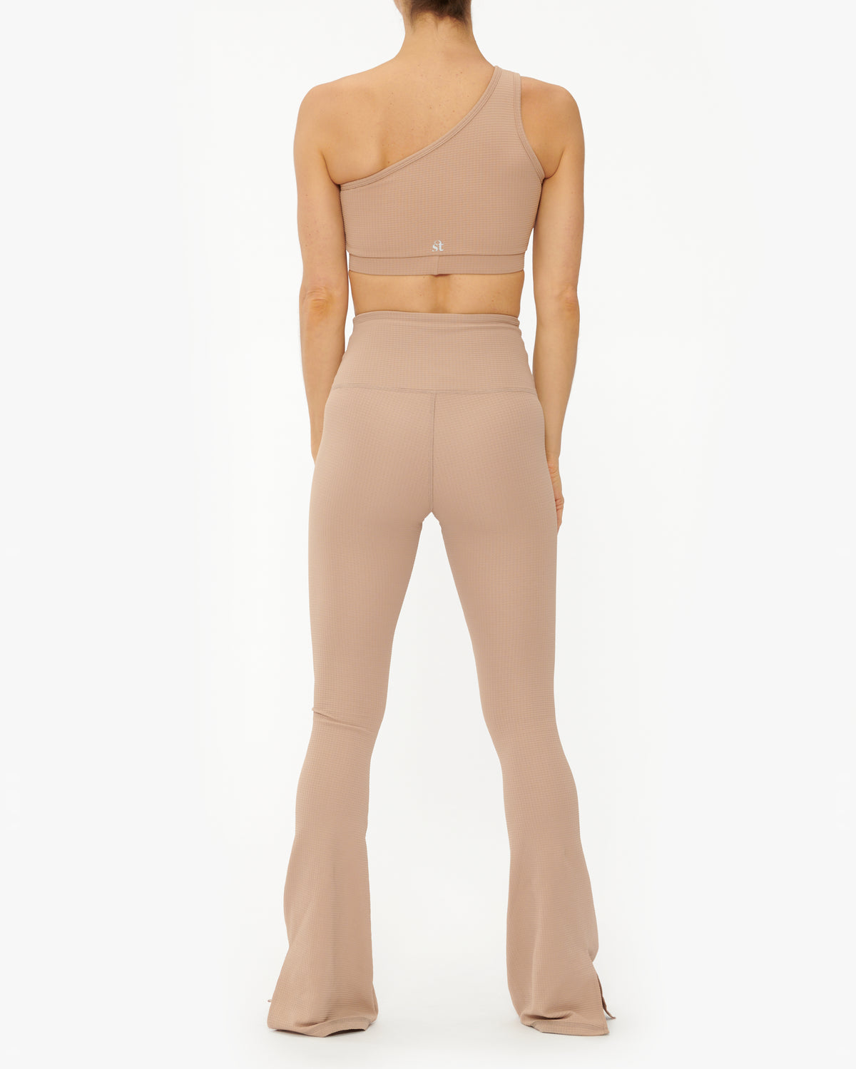 STRUT THIS RUBY BRA