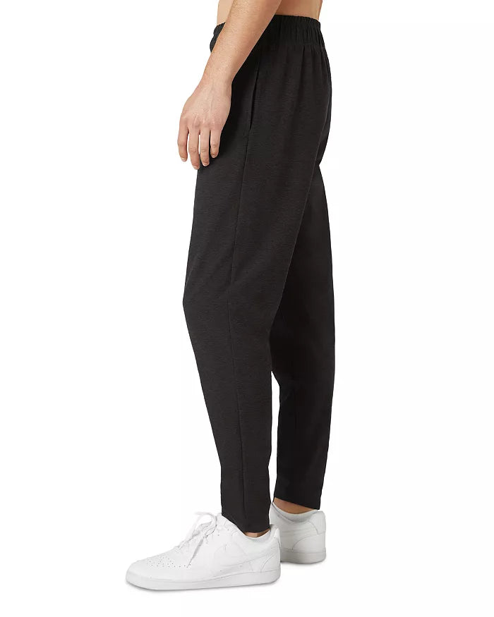  Beyond Yoga Spacedye Versatility Pocket Bootcut Women's Pants -  Polyester-Elastane Blend - Elastic Waistband Darkest Night XS (US Women's  2-4) One Size : Clothing, Shoes & Jewelry