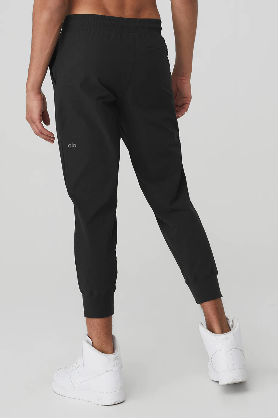 Alo Yoga Repetition Pant – The Shop at Equinox