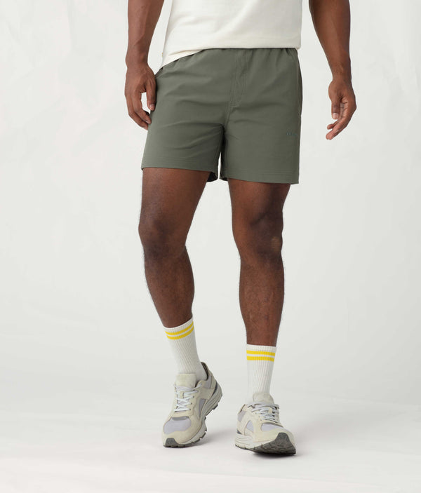 OLIVERS ALL OVER SHORT 5.5" - UNLINED
