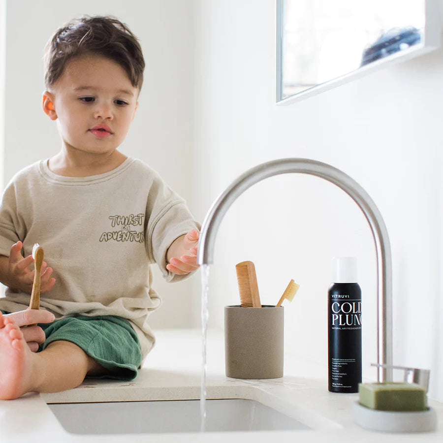 Vitruvi Cold Plunge Air Freshener Spray